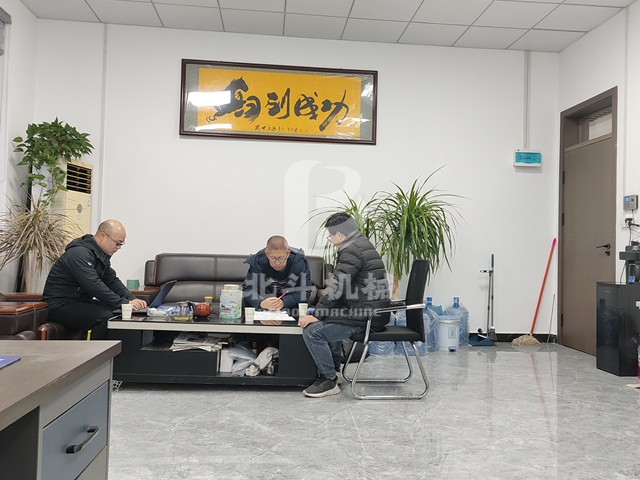 降废减损的多功能果壳91香蕉视频污污污污污污机受到河北客户青睐
